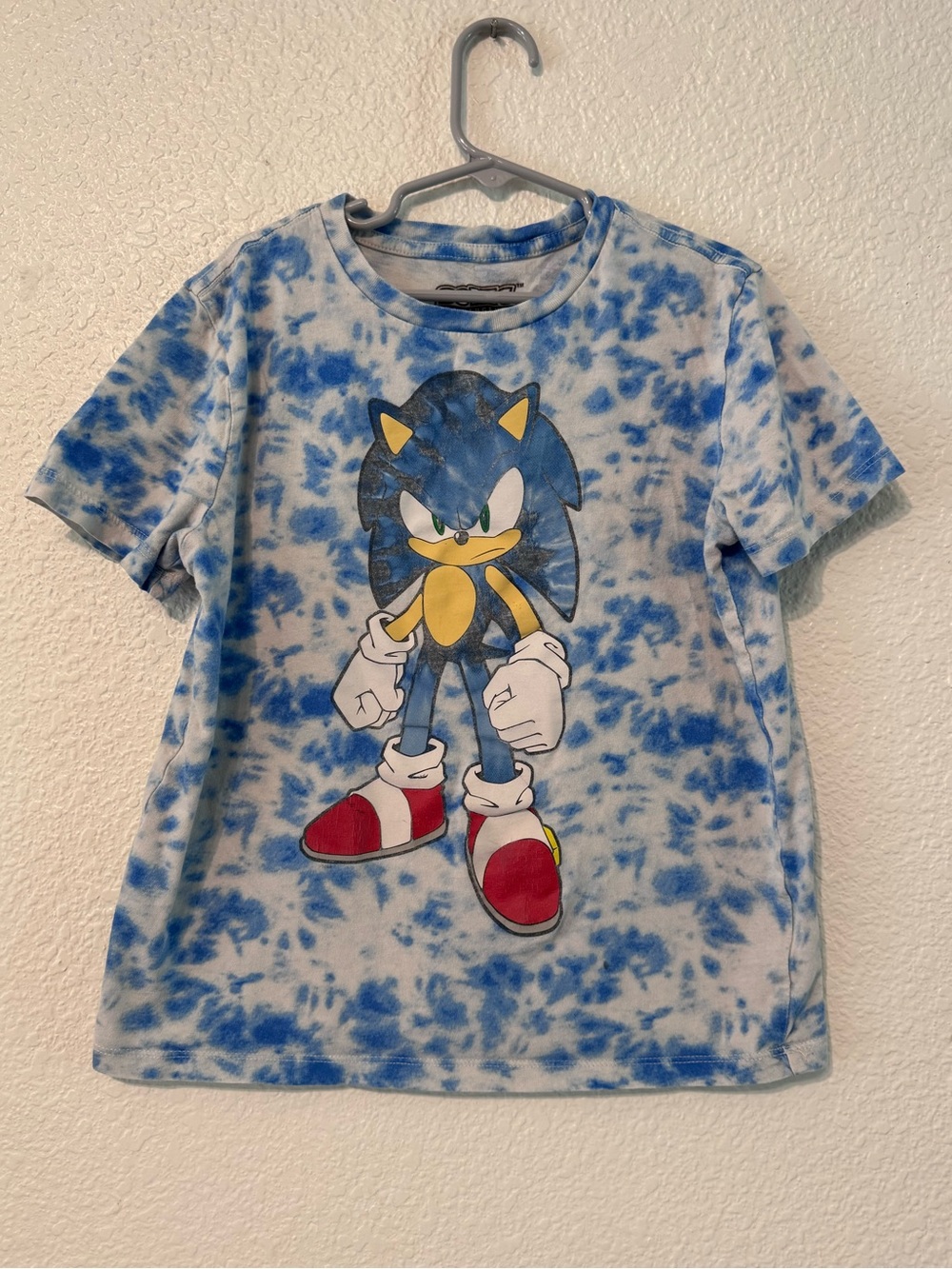 Onia Blue Tie-Dye Sonic Graphic Tee with Red Accents